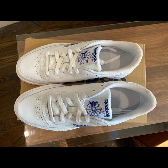 Reebok Classics size 9 men - brand new never worn - Picture 3 of 5